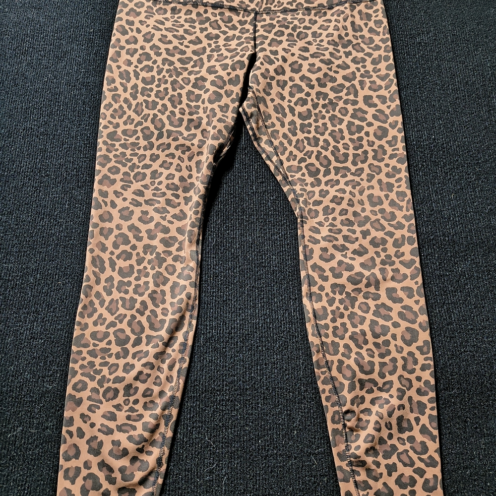 Nike Tan Leopard Print Leggings